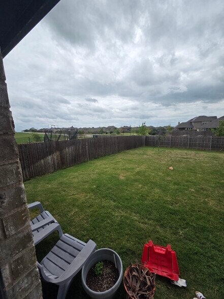 Building Photo - 1105 Goldenrod Dr