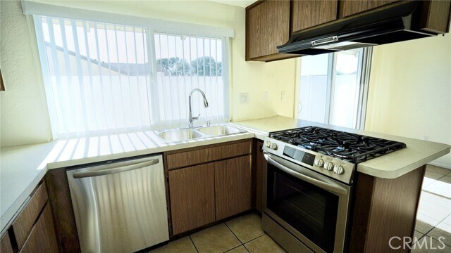 Building Photo - 7310 Corsican Dr