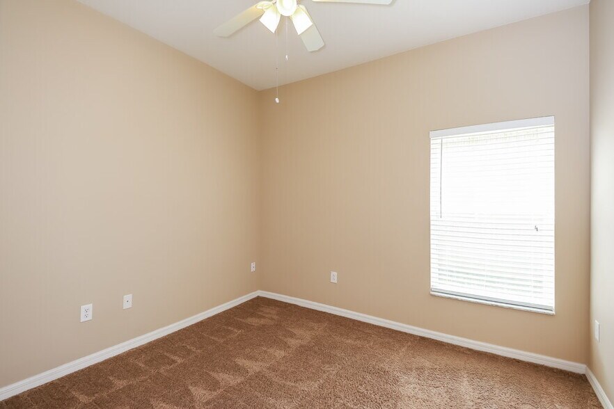 Building Photo - 10337 Celtic Ash Dr
