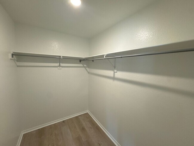 Building Photo - Now Pre-Leasing — Comfortable 3 Bedroom Living in Benton