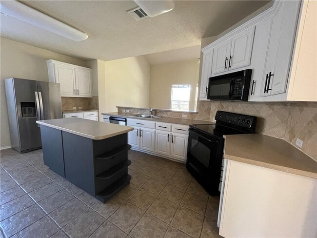 Building Photo - 1602 Melissa Oaks Ln