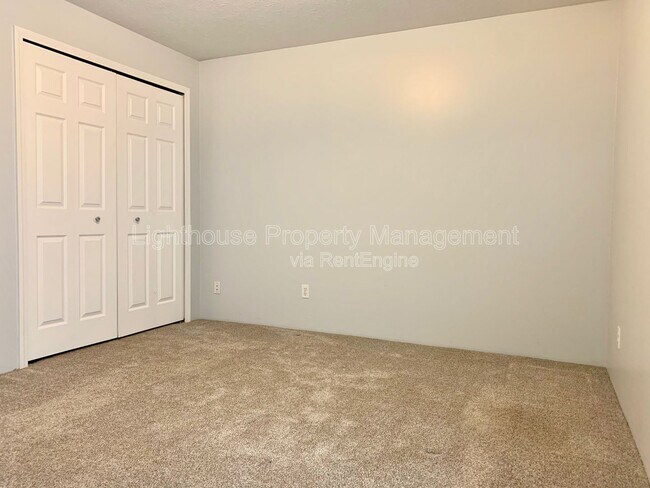 Building Photo - 1324 S Hanover St