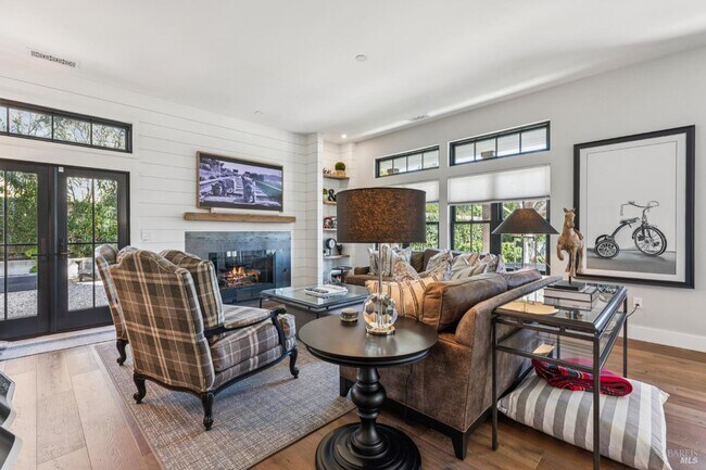 Building Photo - 1810 Quail Ct