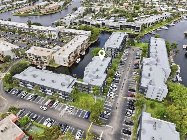 Building Photo - 777 S Federal Hwy