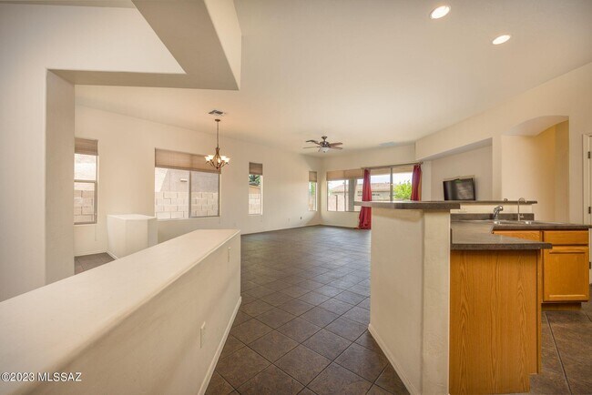 Building Photo - 2299 W Camino San Acacio