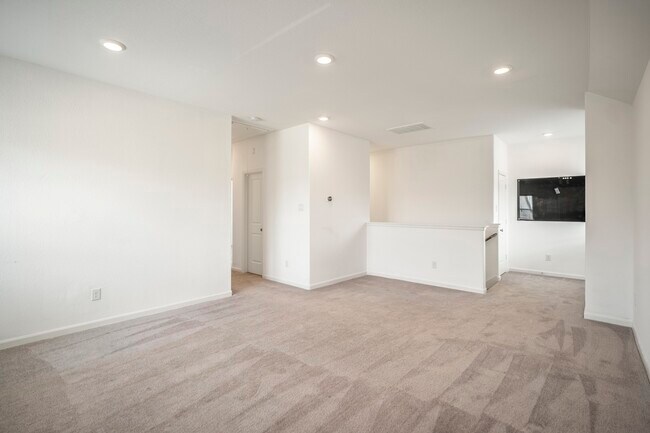 Building Photo - 4903 Chestnut Valley Ln