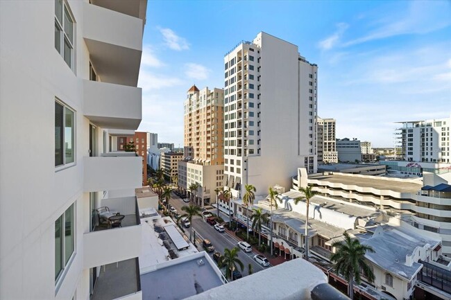 Building Photo - 101 S Gulfstream Ave
