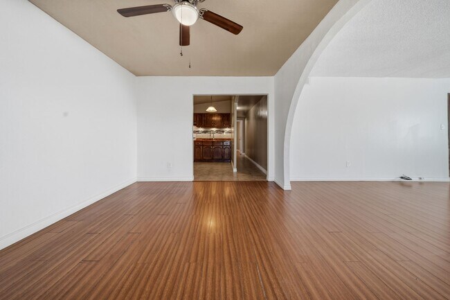 Building Photo - HOUSE FOR RENT IN EL CENTRO