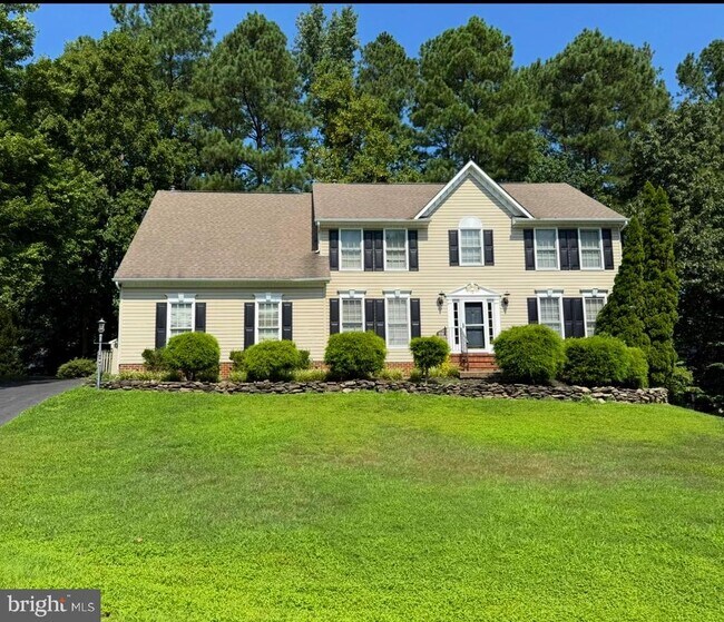 Primary Photo - 8 Kingsley Ct