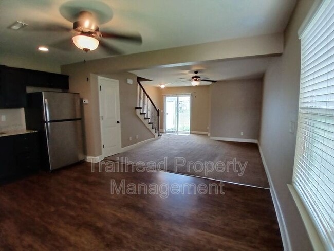 Building Photo - 21616 Westover Ct