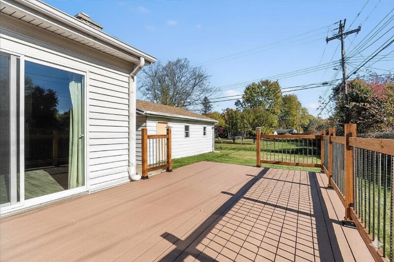 Building Photo - 4709 Stillwell Ave