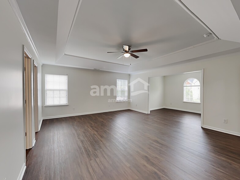 Building Photo - 5002 Guardian Ct