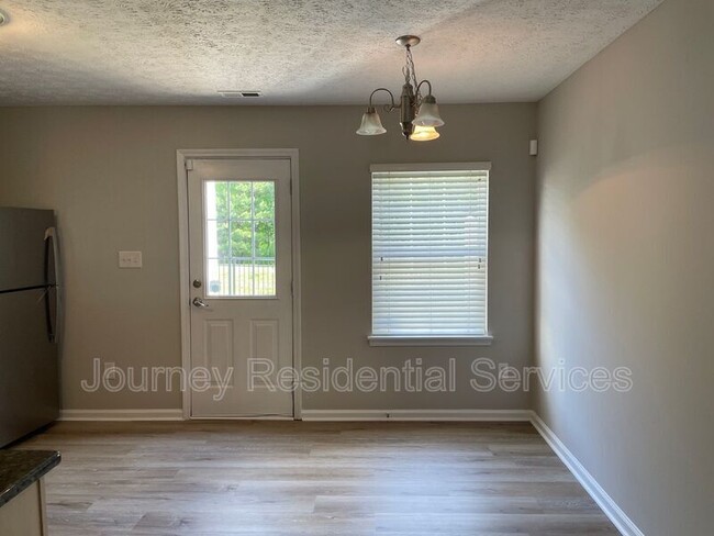 Building Photo - 3135 Ivy Wood Ln
