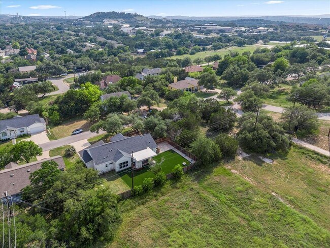 Building Photo - 15202 Cavalier Canyon Dr