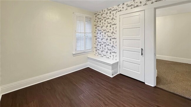 Building Photo - 170 Stone Quarry Rd