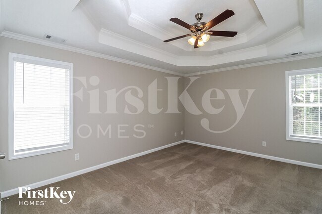 Building Photo - 208 Moore Valley Way