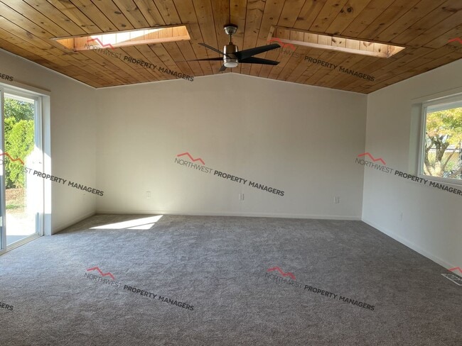 Building Photo - STATUS:  AVAILABLE | R136B | $2195.00