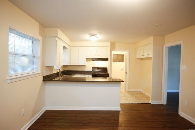 Building Photo - 6914 Juniper Rd