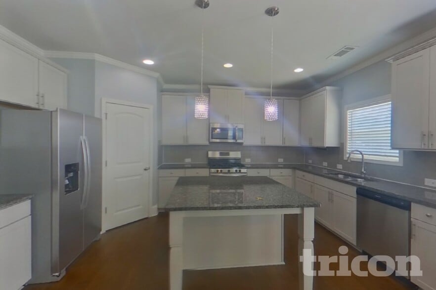 Building Photo - 7064 Demeter Dr