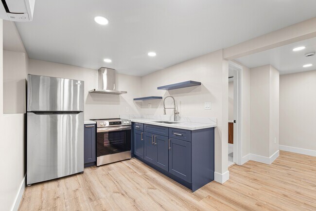 Building Photo - 483 Boynton Ave
