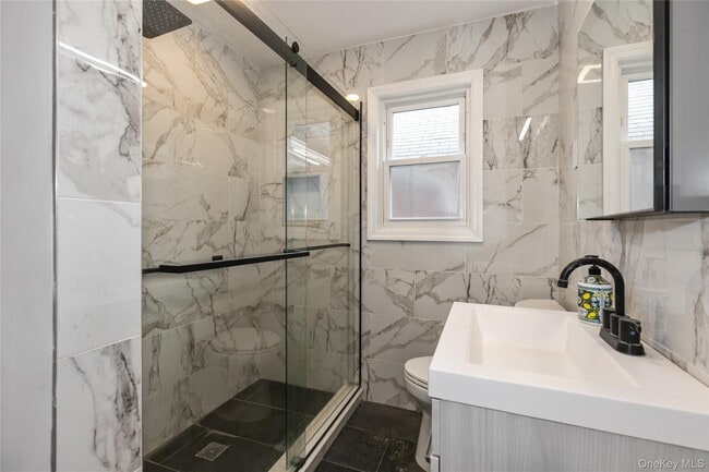 Building Photo - 5 Prospect St