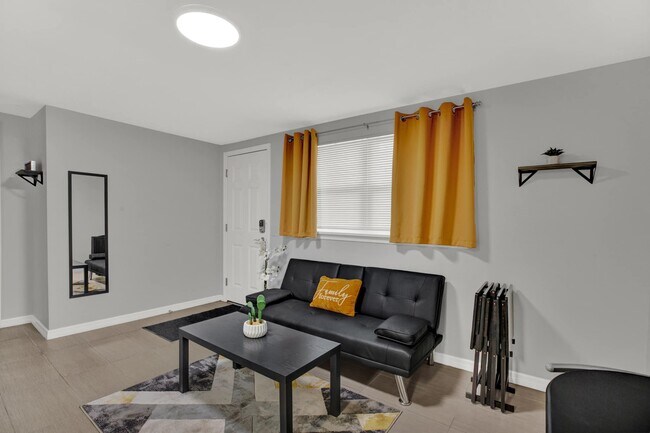 Building Photo - 4903 Wales St