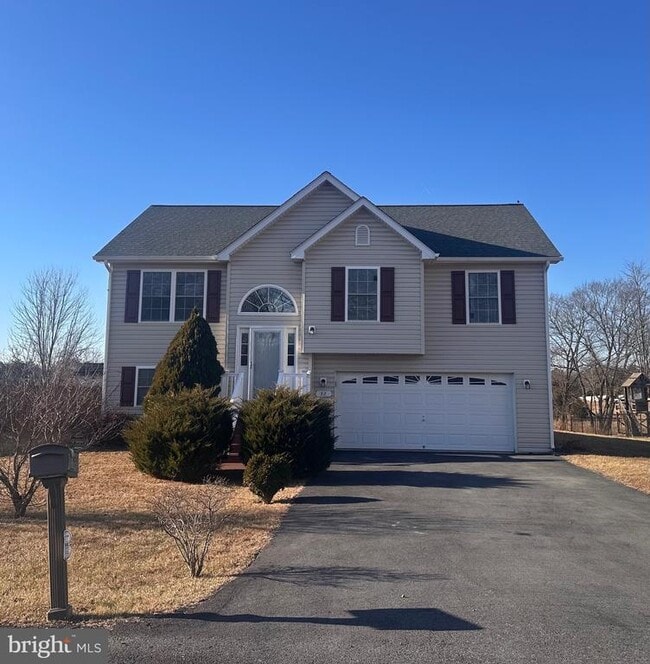 Building Photo - 92 Embassy Ct