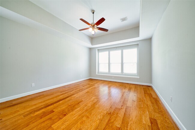 Building Photo - 5619 Riverstone Crossing Dr