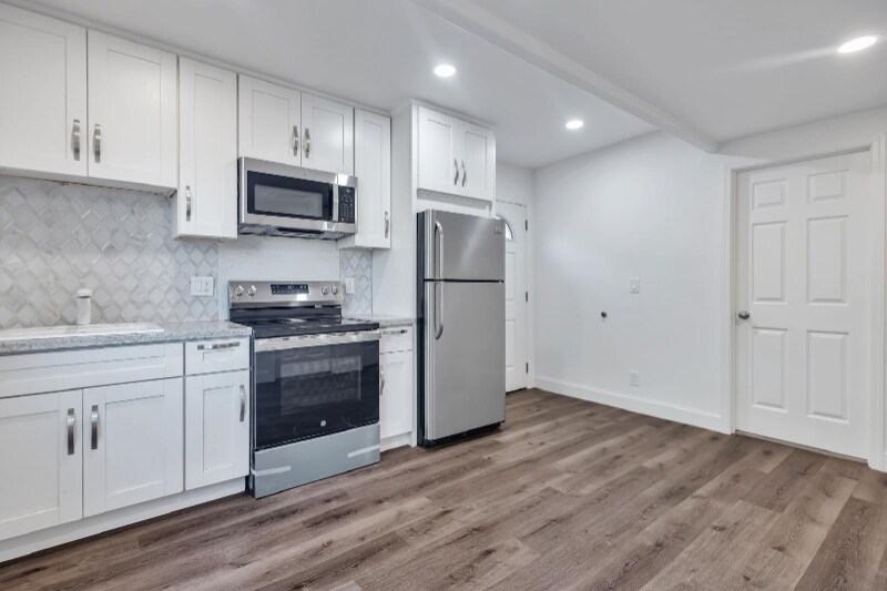 Building Photo - 1068 Billings Blvd