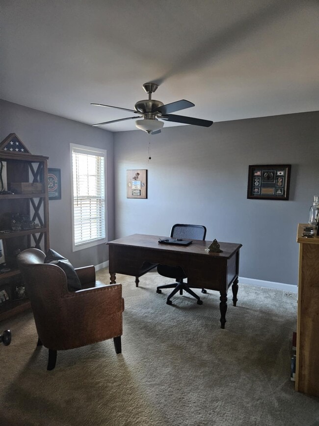 Building Photo - 307 First Post Rd