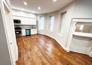 Building Photo - 3216 Bishop St