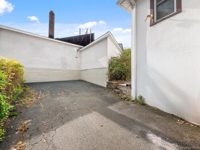 Building Photo - 109 Cooper Dr