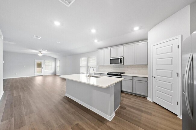 Building Photo - 12300 Purple Prairie Ln
