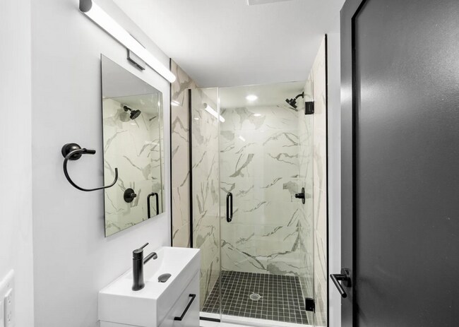 Building Photo - 1800 W Girard Ave