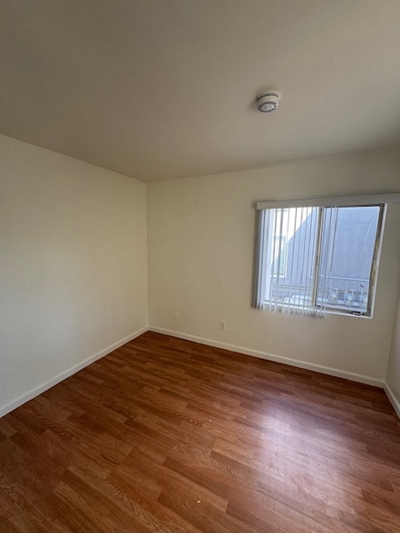 Building Photo - 25 Bennett Ave