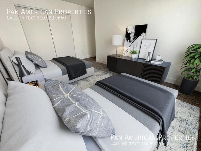 Building Photo - 1033 S Montebello Blvd