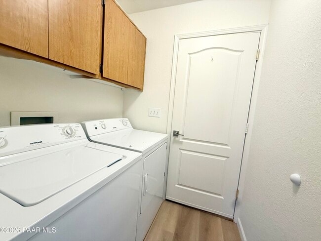 Building Photo - 4150 N Kachina Way