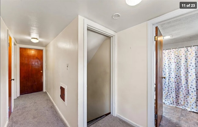Building Photo - 1418 Churchill Hubbard Rd