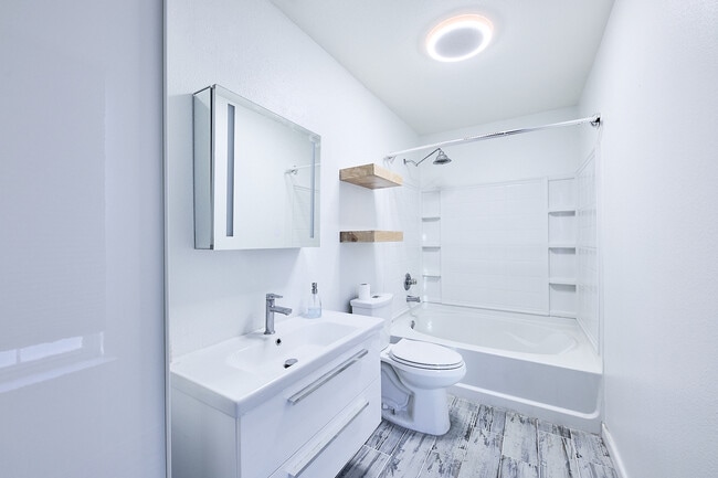 Building Photo - 7205 Alegre Pass