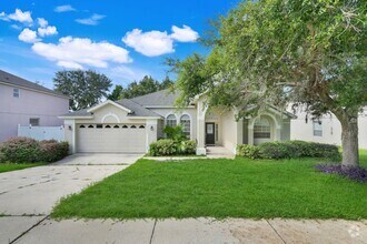 Building Photo - 12900 Cloverdale Ln