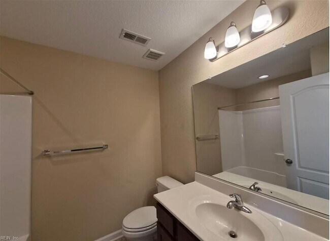 Building Photo - 279 Tigerlilly Dr