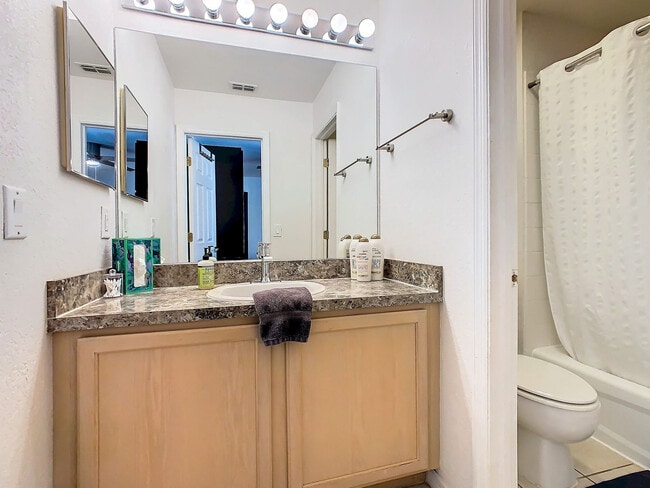 Building Photo - 1145 Troon Cir