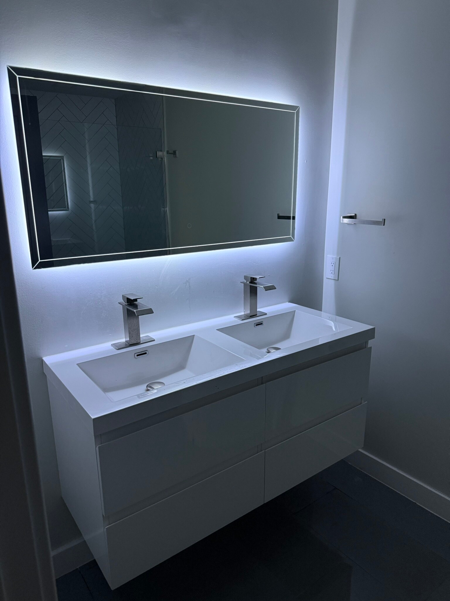 Primary Bathroom - Dual Vanity - 1355 Bryant St NE