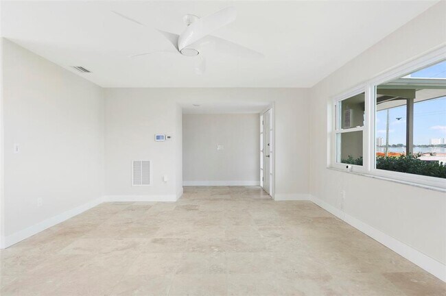 Building Photo - 6454 2nd Palm Point