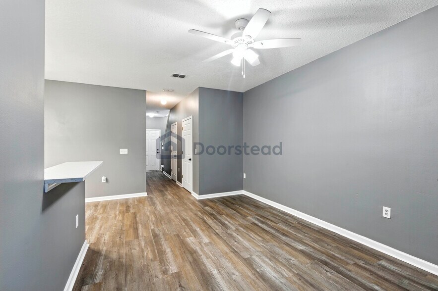 Building Photo - 74 Moultrie Village Ln