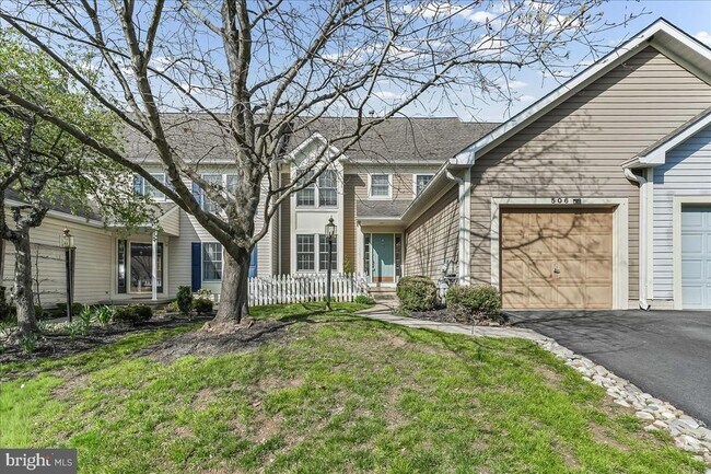 Building Photo - 506 Dunbarton Ct