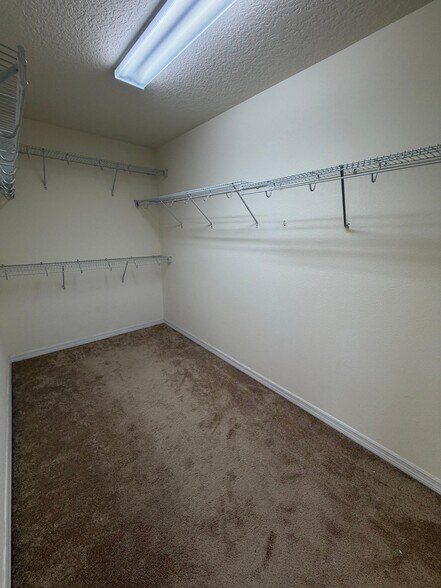 Building Photo - 475 Merry Brook Cir