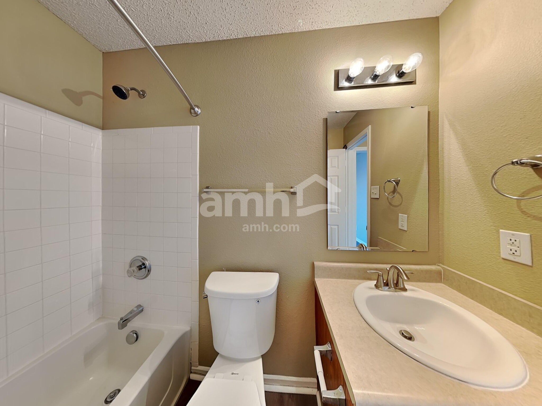 Building Photo - 14345 Banister Dr