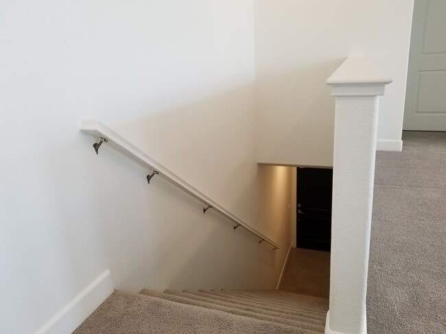 Building Photo - Condo For Rent in Gardnerville