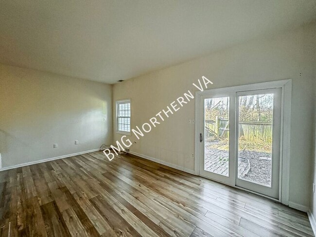 Building Photo - 9963 Capperton Dr
